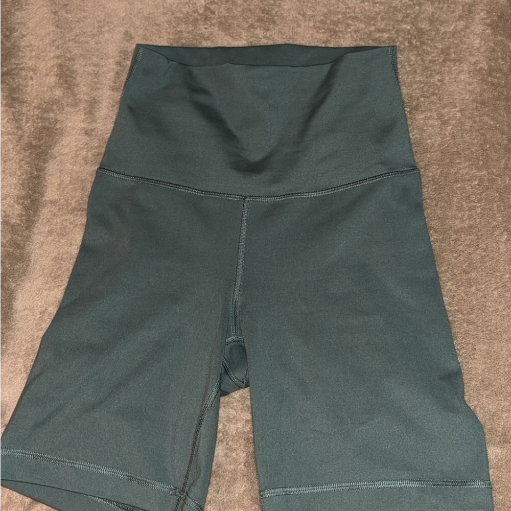 Yogalicious High-Waisted Dark Green Bike Shorts